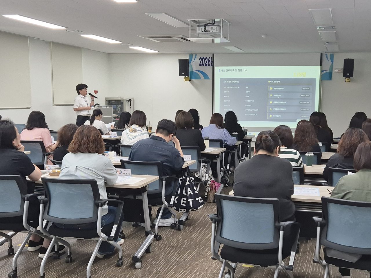 안동병원, 아이돌봄 광역지원센터 방문…365일 소아청소년과 핫라인 안내