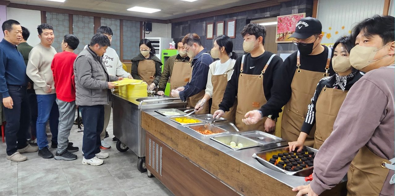 중소기업청년융합회, ‘안동애명복지촌’에서 사랑의 자장면 나눔 봉사