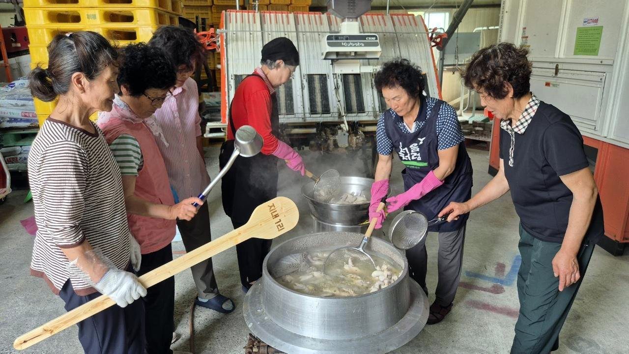 안동시 와룡면 지내1리, 초복 맞이 ‘정(情)담은 보양 한 상’ 성황