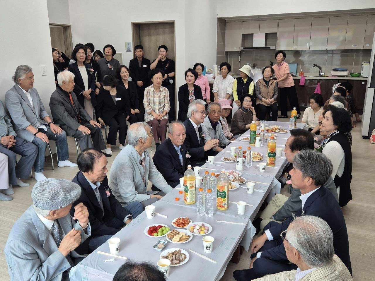 안동 송하동 양우내안애아파트에 경로당 문 열어… 회원 26명 모아 정식 인가
